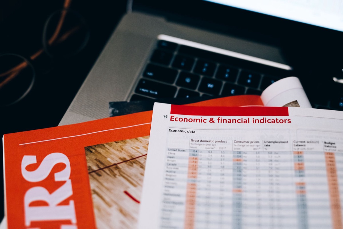 gráfico de dados economicos canadenses