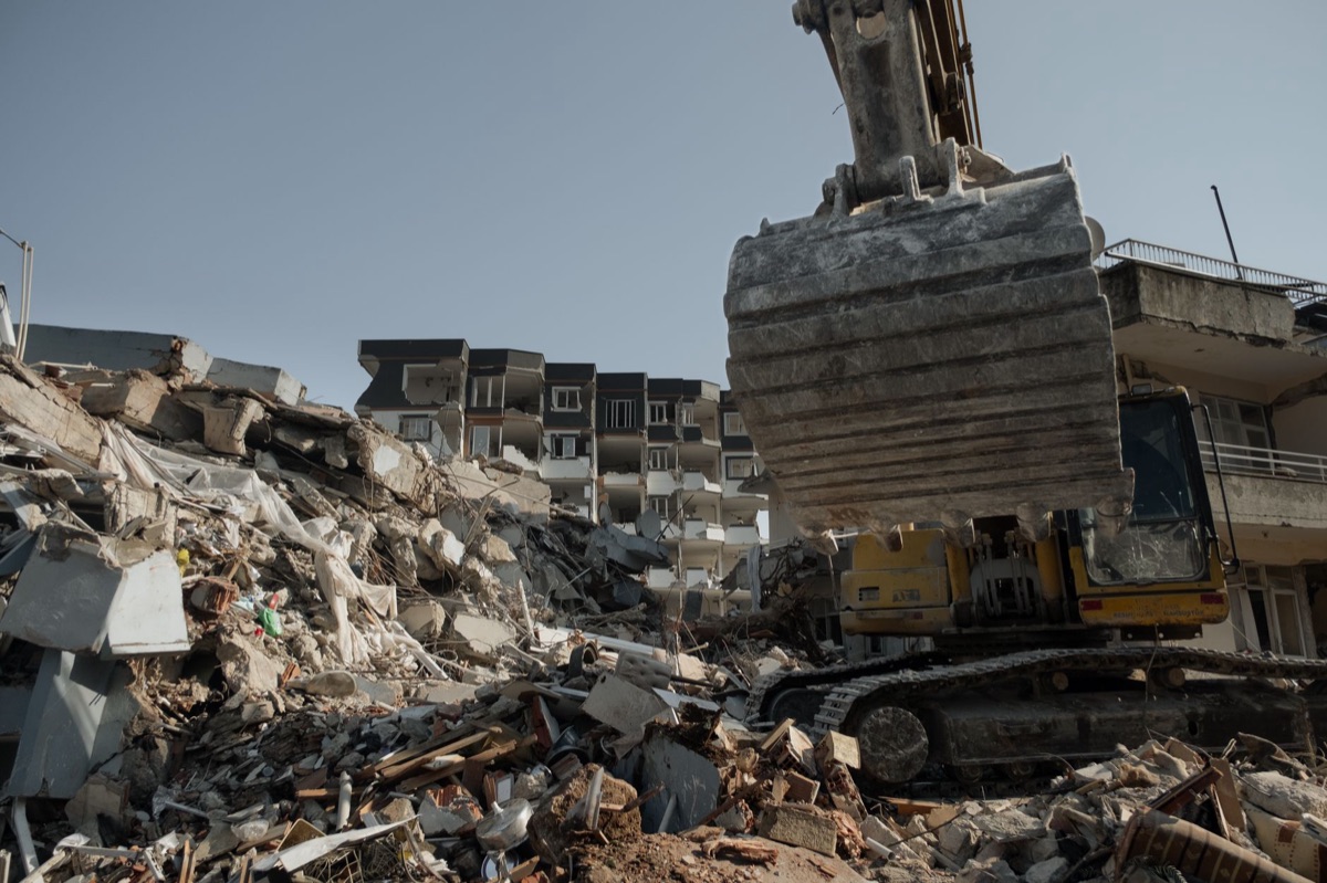 Urban resilience in construction: building a future in a changing climate.